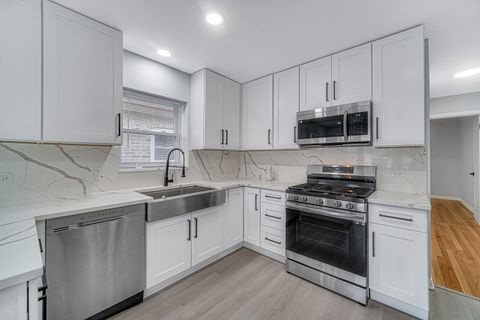 Tiny photo for 2219 N 74th Court, Elmwood Park, IL 60707 (MLS # 12608120)