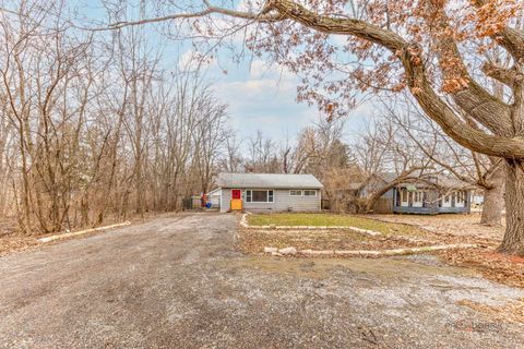 Photo of 3203 S Bergman Drive, Holiday Hills, IL 60051 (MLS # 12576268)