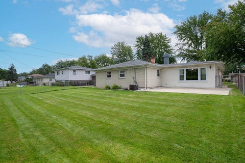Tiny photo for Mount Prospect, IL 60056 (MLS # 12734822)