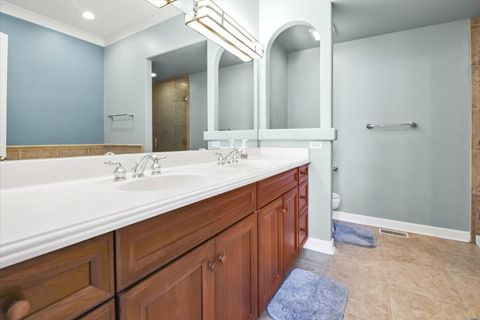 Tiny photo for 784 N Franklin Avenue, Palatine, IL 60067 (MLS # 12661764)