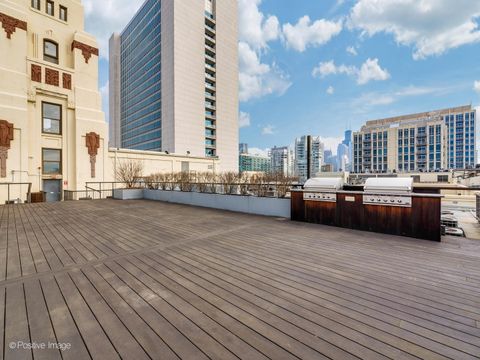 Tiny photo for 758 N Larrabee Street #615, Chicago, IL 60654 (MLS # 12618736)