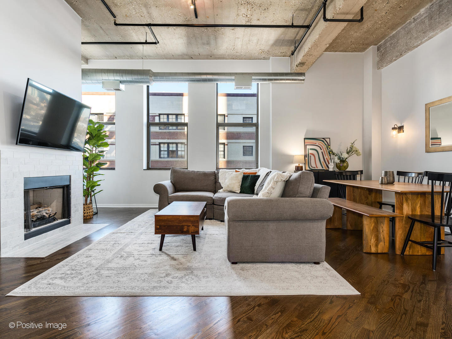 758 N Larrabee Street 615