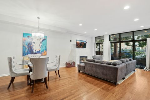 Tiny photo for 2518 N Willetts Court #GS, Chicago, IL 60647 (MLS # 12517137)