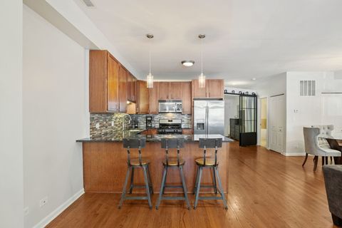 Tiny photo for 2518 N Willetts Court #GS, Chicago, IL 60647 (MLS # 12517137)