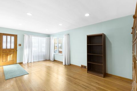 Tiny photo for 428 Callan Avenue, Evanston, IL 60202 (MLS # 12528887)