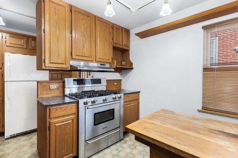 Tiny photo for 428 Callan Avenue, Evanston, IL 60202 (MLS # 12528887)