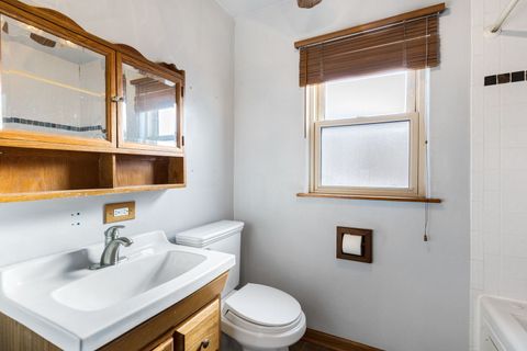 Tiny photo for 428 Callan Avenue, Evanston, IL 60202 (MLS # 12528887)