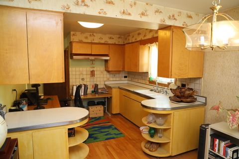 Tiny photo for 509 Granville Avenue, Bellwood, IL 60104 (MLS # 12599090)