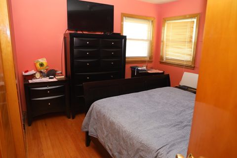 Tiny photo for 509 Granville Avenue, Bellwood, IL 60104 (MLS # 12599090)