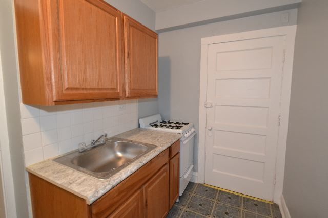 4606 N Beacon Street 3A