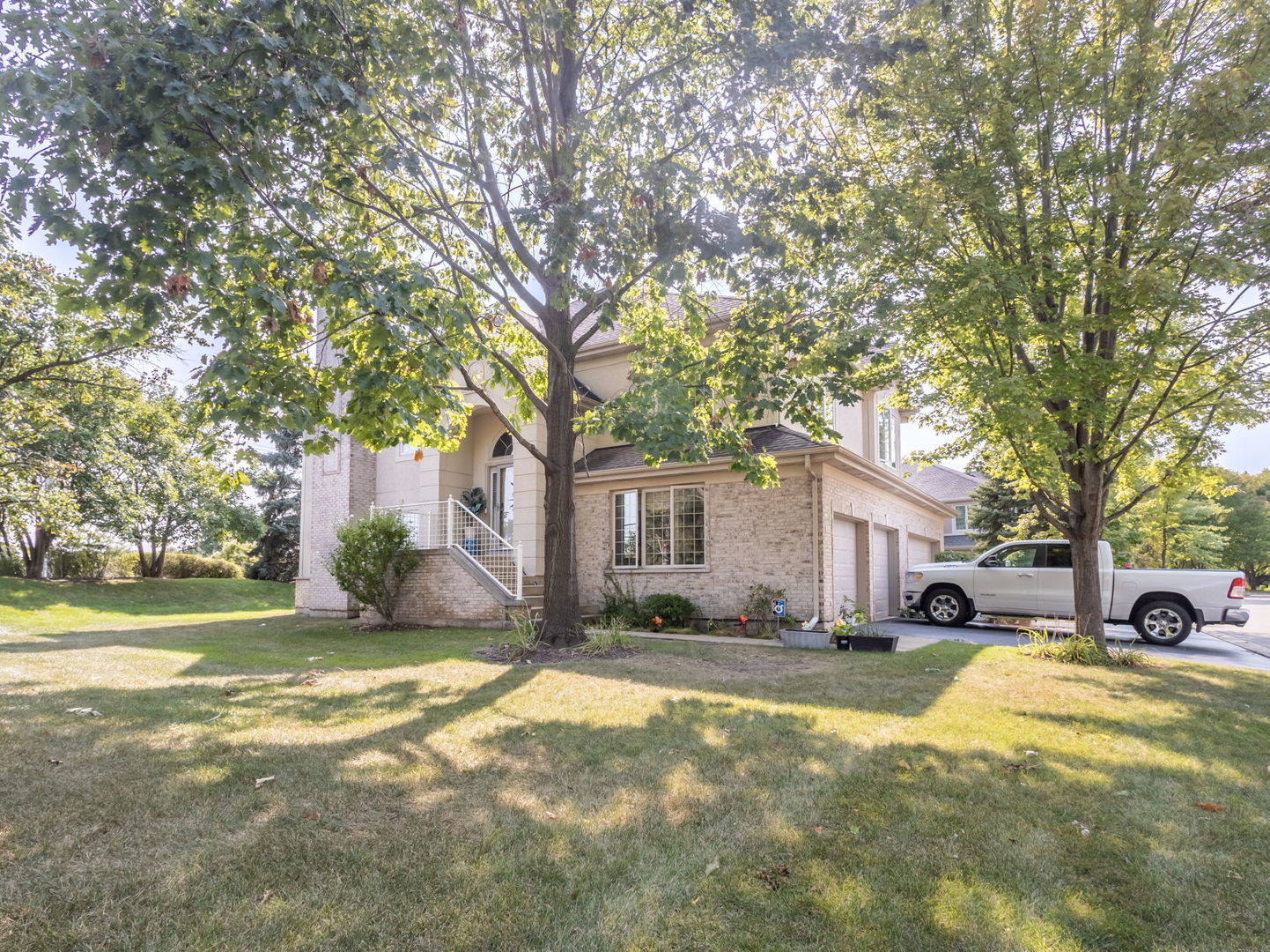 1 Beaconsfield Court