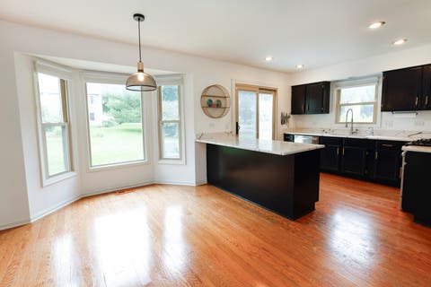 Tiny photo for 608 Thackeray Lane, Fox River Grove, IL 60021 (MLS # 12697804)