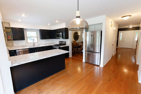 Tiny photo for 608 Thackeray Lane, Fox River Grove, IL 60021 (MLS # 12697804)