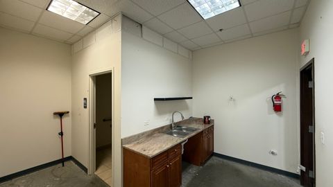 Tiny photo for 831 Oakton Street #831-837, Elk Grove Village, IL 60007 (MLS # 12524997)