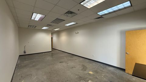 Tiny photo for 831 Oakton Street #831-837, Elk Grove Village, IL 60007 (MLS # 12524997)