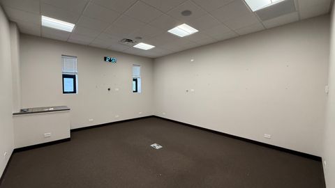 Tiny photo for 831 Oakton Street #831-837, Elk Grove Village, IL 60007 (MLS # 12524997)