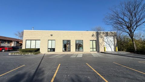 Tiny photo for 831 Oakton Street #831-837, Elk Grove Village, IL 60007 (MLS # 12524997)