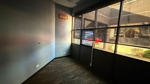 Tiny photo for 831 Oakton Street #831-837, Elk Grove Village, IL 60007 (MLS # 12524997)