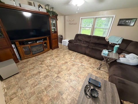 Tiny photo for 517 Fremont Street, Kinmundy, IL 62854 (MLS # 12651024)