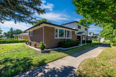 Tiny photo for 7600 Lowell Avenue, Skokie, IL 60076 (MLS # 12718716)