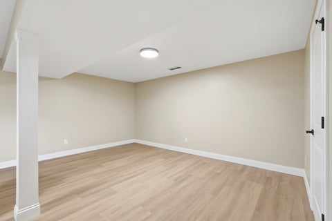 Tiny photo for 1721 E 42nd Court, Davenport, IA 52807 (MLS # 12754113)