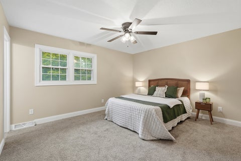 Tiny photo for 1721 E 42nd Court, Davenport, IA 52807 (MLS # 12754113)
