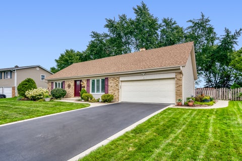 Tiny photo for 3455 Treaty Lane, Hoffman Estates, IL 60192 (MLS # 12733160)