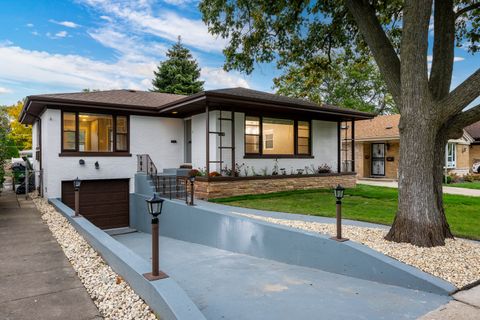 Tiny photo for 9539 Lorel Avenue, Skokie, IL 60077 (MLS # 12502125)