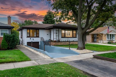 Tiny photo for 9539 Lorel Avenue, Skokie, IL 60077 (MLS # 12502125)