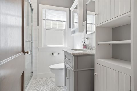 Tiny photo for 516 McGregor Street, Bloomington, IL 61701 (MLS # 12617371)