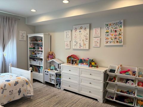 Tiny photo for 9530 Lamon Place #407, Skokie, IL 60077 (MLS # 12669973)