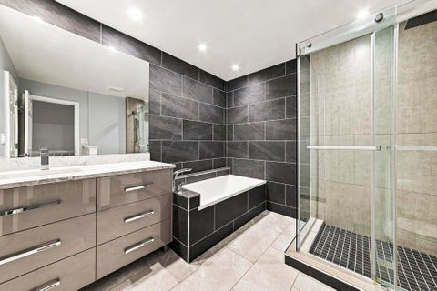 Tiny photo for 1863 W White Oak Street #1863, Arlington Heights, IL 60005 (MLS # 12734071)