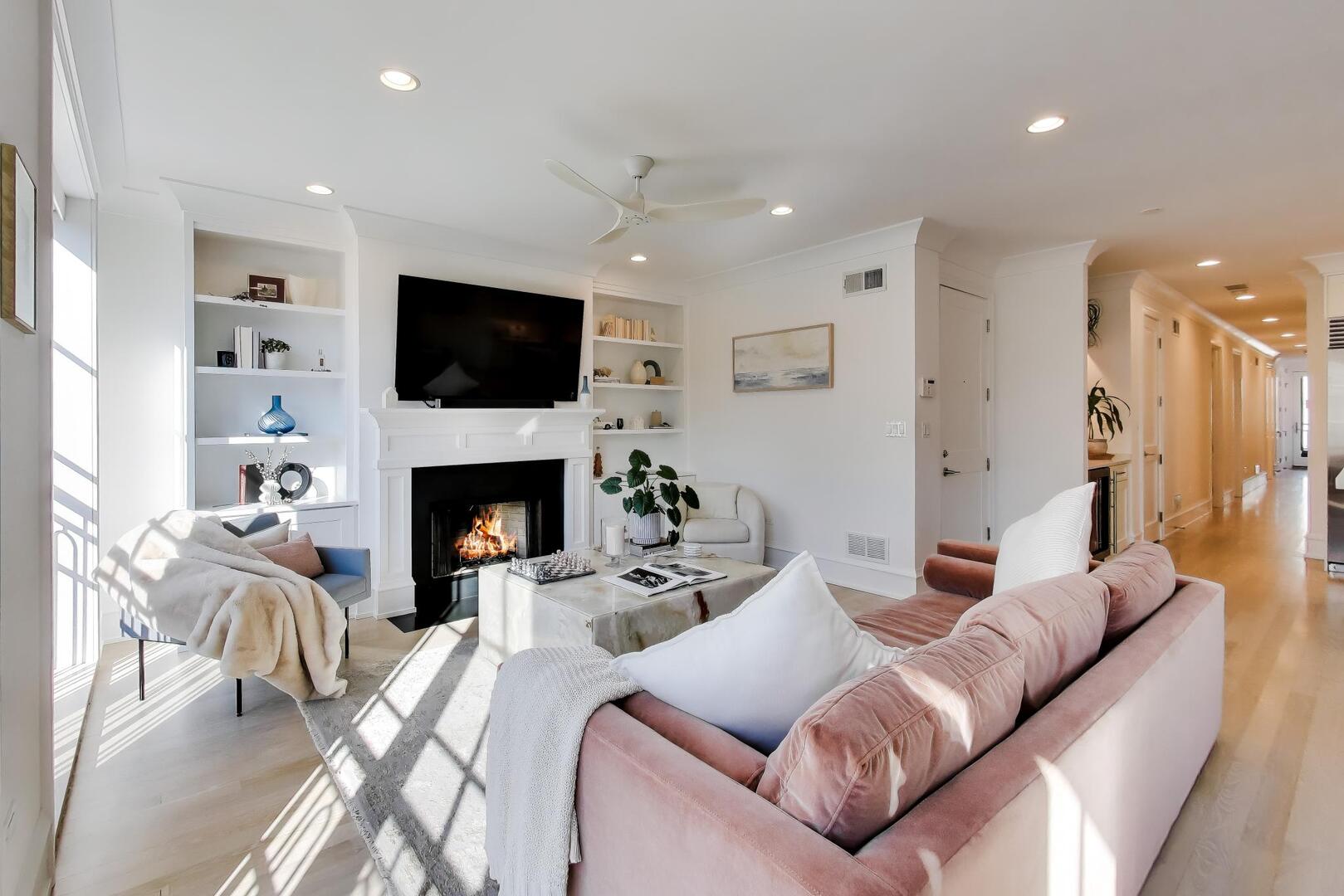 1833 N Sedgwick Street 2