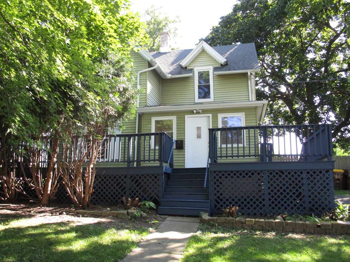 403 Garfield Street