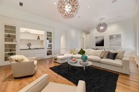 Tiny photo for 189 E LAKE SHORE Drive #PH18, Chicago, IL 60611 (MLS # 12420681)