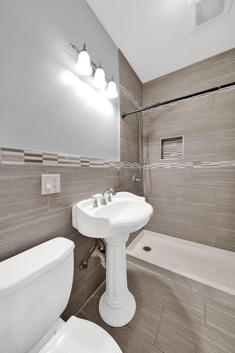 Tiny photo for 8118 S BRANDON Avenue, Chicago, IL 60617 (MLS # 12466664)