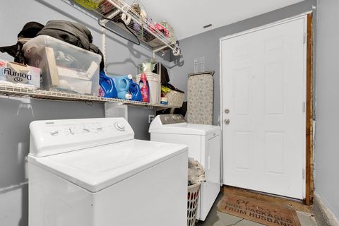 Tiny photo for 8118 S BRANDON Avenue, Chicago, IL 60617 (MLS # 12466664)