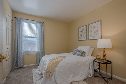 Tiny photo for 29W440 Candlewood Lane, Warrenville, IL 60555 (MLS # 12635953)