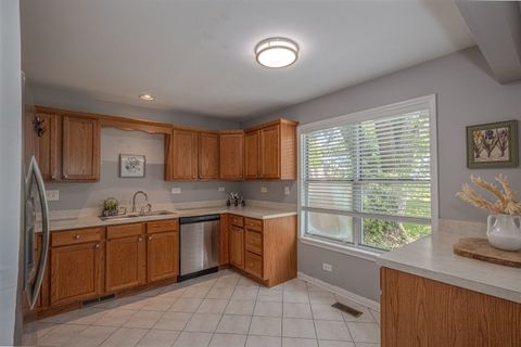 Tiny photo for 29W440 Candlewood Lane, Warrenville, IL 60555 (MLS # 12635953)
