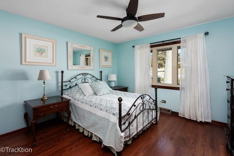 Tiny photo for 724 Ridge Road, Lemont, IL 60439 (MLS # 12555495)