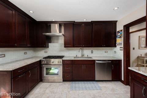 Tiny photo for 724 Ridge Road, Lemont, IL 60439 (MLS # 12555495)