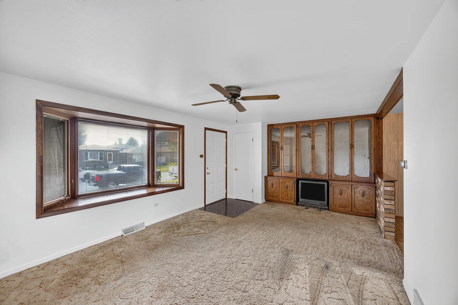12723 S Marquette Avenue