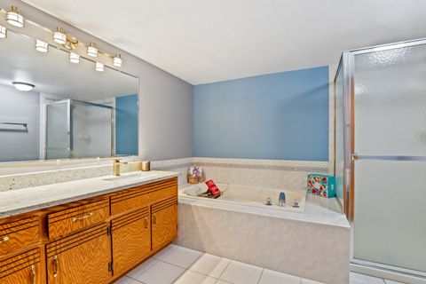 Tiny photo for 7805 W 157th Street #2S, Orland Park, IL 60462 (MLS # 12523091)