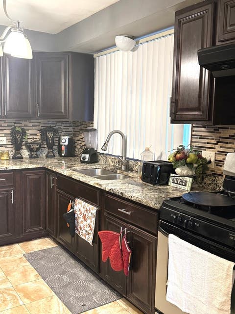 Tiny photo for 14241 S Marquette Avenue, Burnham, IL 60633 (MLS # 12711333)