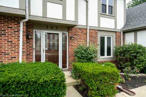 Tiny photo for 27W303 Chartwell Drive, Winfield, IL 60190 (MLS # 12716566)