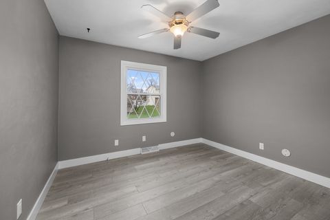 Tiny photo for 2632 38th Place, Davenport, IA 52806 (MLS # 12604908)