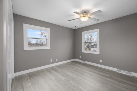 Tiny photo for 2632 38th Place, Davenport, IA 52806 (MLS # 12604908)