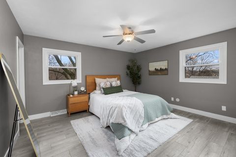 Tiny photo for 2632 38th Place, Davenport, IA 52806 (MLS # 12604908)