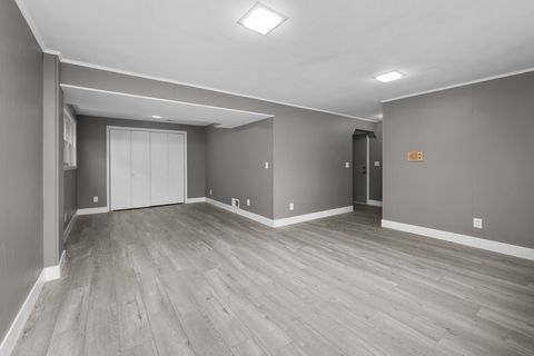 Tiny photo for 2632 38th Place, Davenport, IA 52806 (MLS # 12604908)