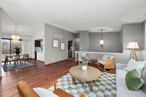 Tiny photo for 2632 38th Place, Davenport, IA 52806 (MLS # 12604908)